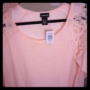 Brand new torrid 3/4 sleeve top